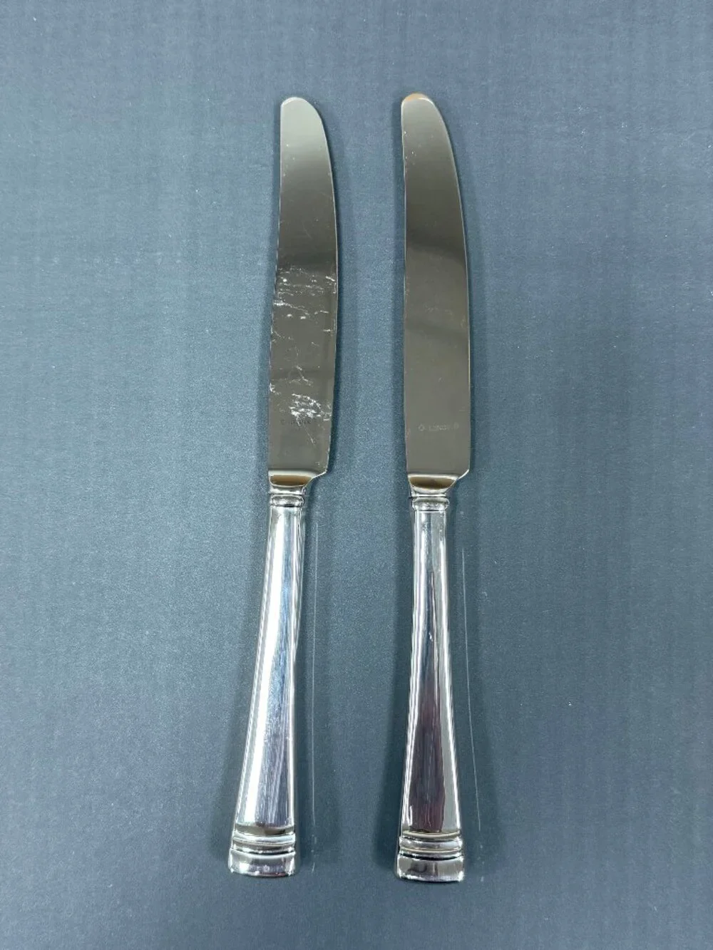 Pair of Lenox Federal Platinum Dinner Knives. KT122